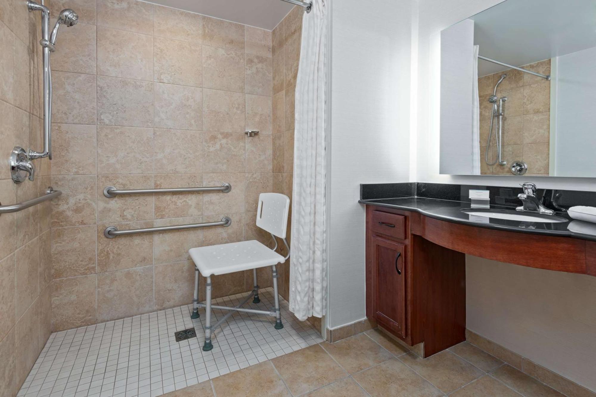 Homewood Suites By Hilton Cleveland-Beachwood Exterior photo