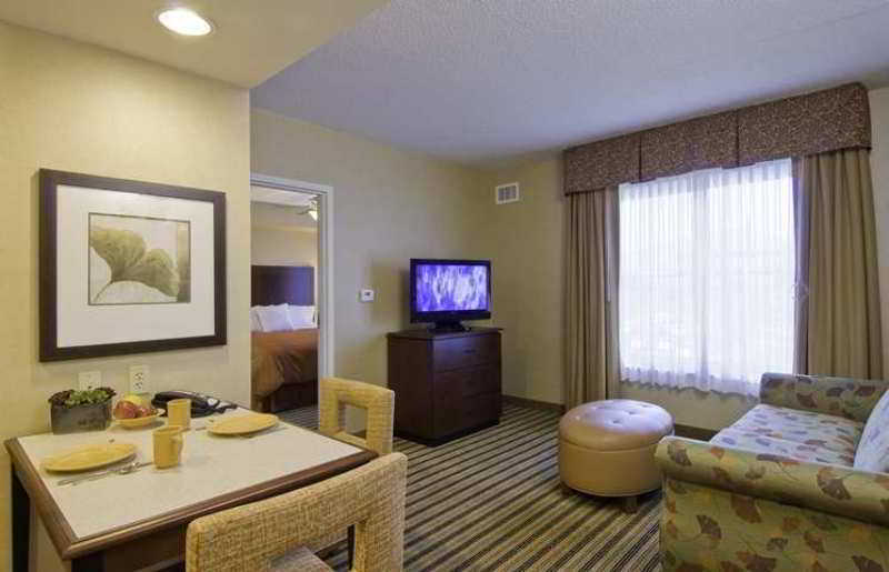 Homewood Suites By Hilton Cleveland-Beachwood Room photo