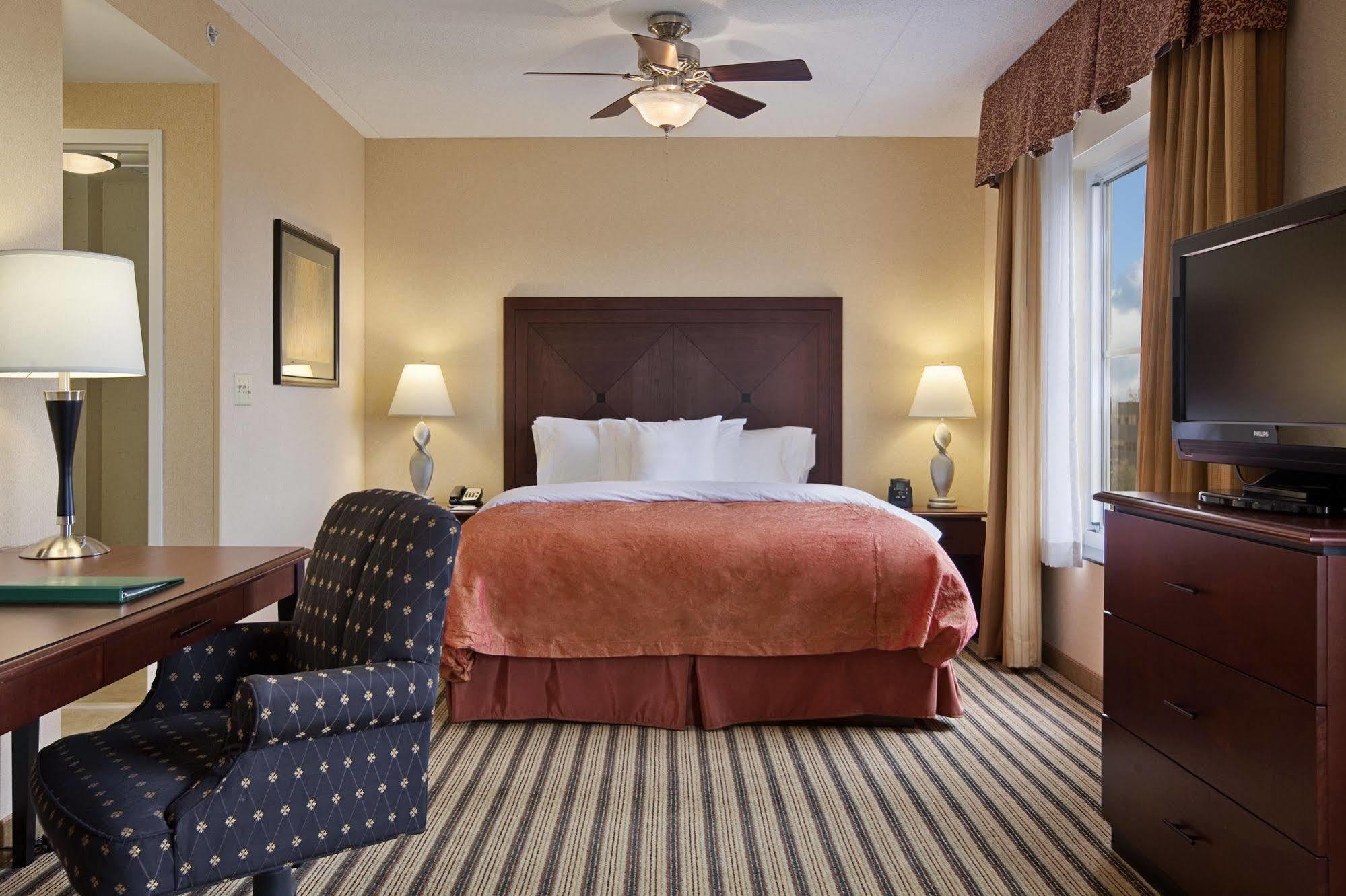Homewood Suites By Hilton Cleveland-Beachwood Room photo